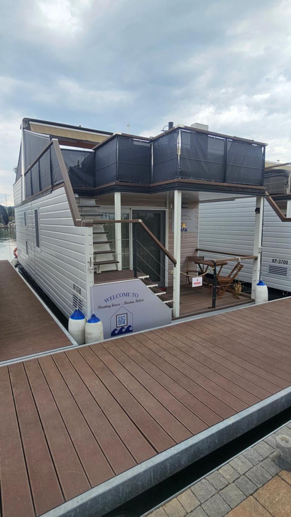 Floating House - Marina Relax Villa ปอร์โตรอซ ภายนอก รูปภาพ