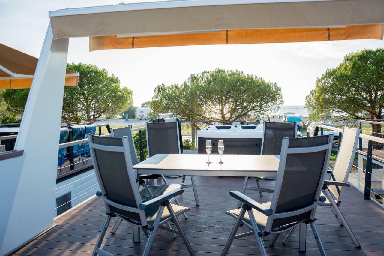 Floating House - Marina Relax Villa ปอร์โตรอซ ภายนอก รูปภาพ